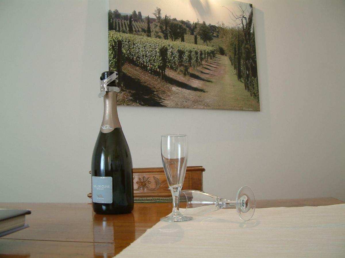 Casa Vacanza Piazza Marconi ヴァルドッビアーデネ エクステリア 写真